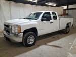 2008 Chevrolet Silverado C2500 Heavy Duty White vin: 1GCHC29K78E209969