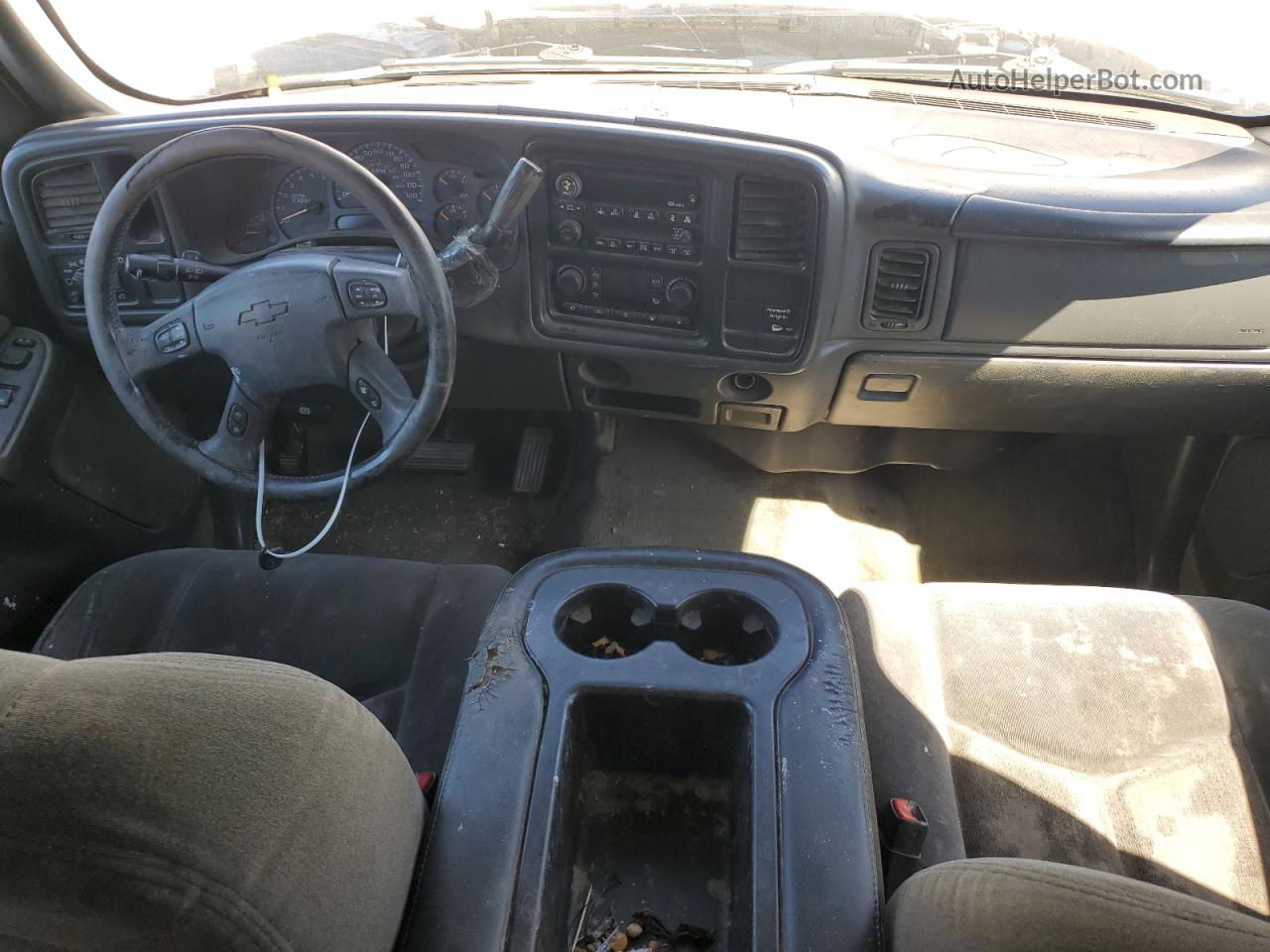 2003 Chevrolet Silverado C2500 Heavy Duty White vin: 1GCHC29U13E328983