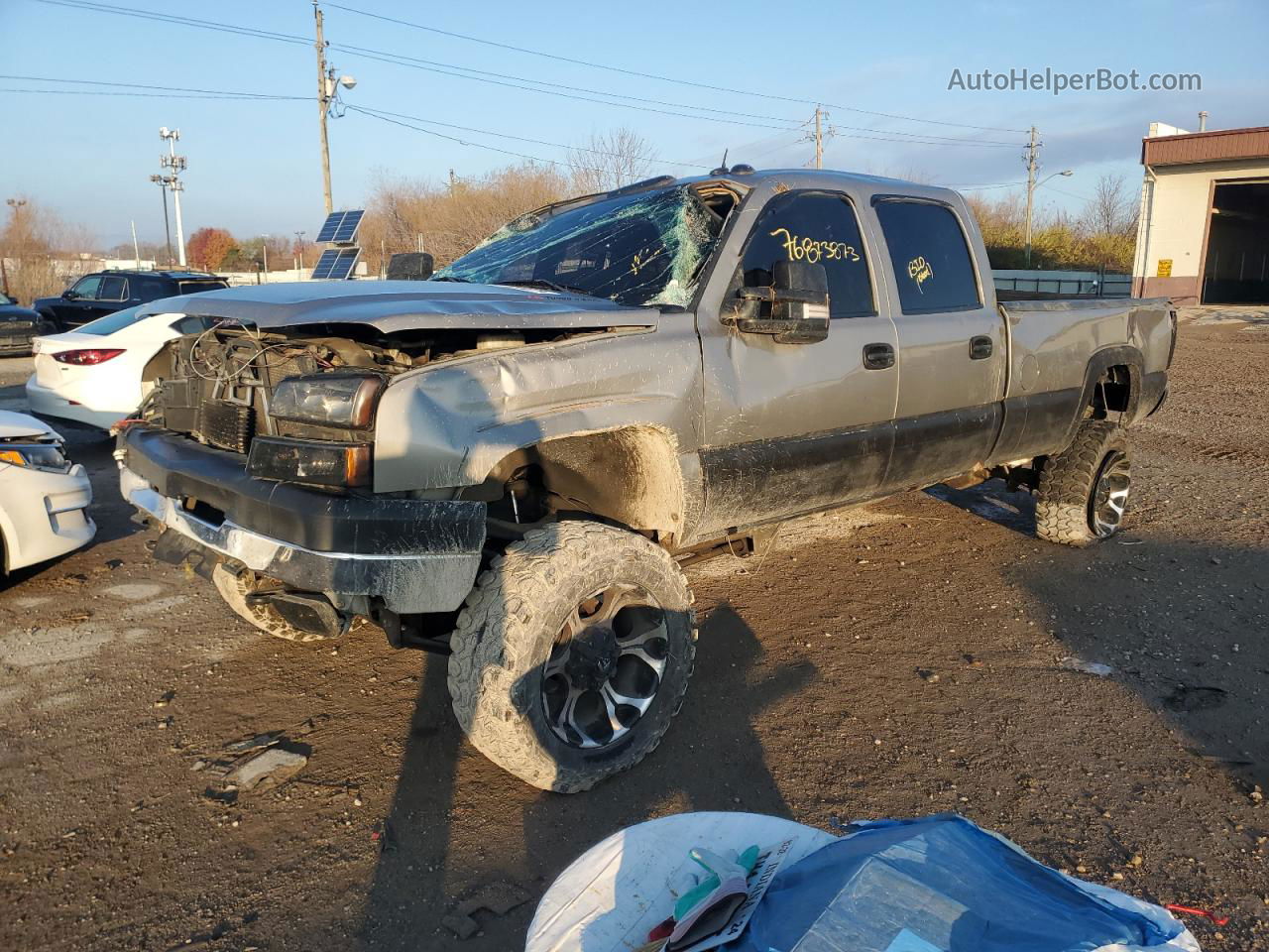 2003 Chevrolet Silverado K2500 Heavy Duty Gold vin: 1GCHK23123F109199