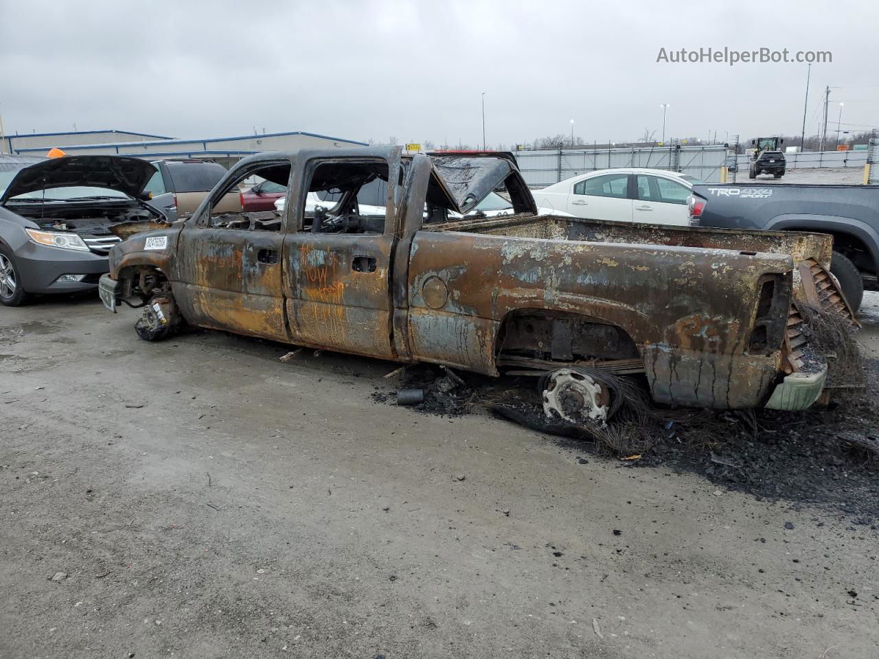 2003 Chevrolet Silverado K2500 Heavy Duty Burn vin: 1GCHK23133F186051