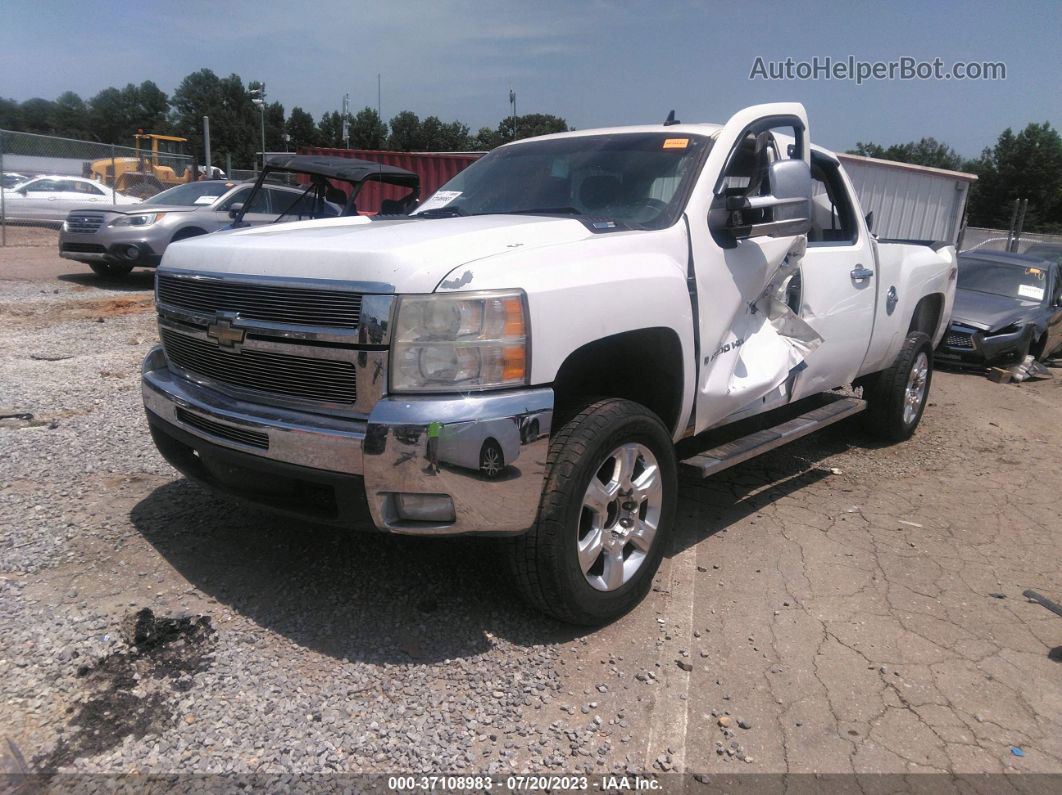 2008 Chevrolet Silverado 2500hd Lt W/1lt White vin: 1GCHK23658F162045