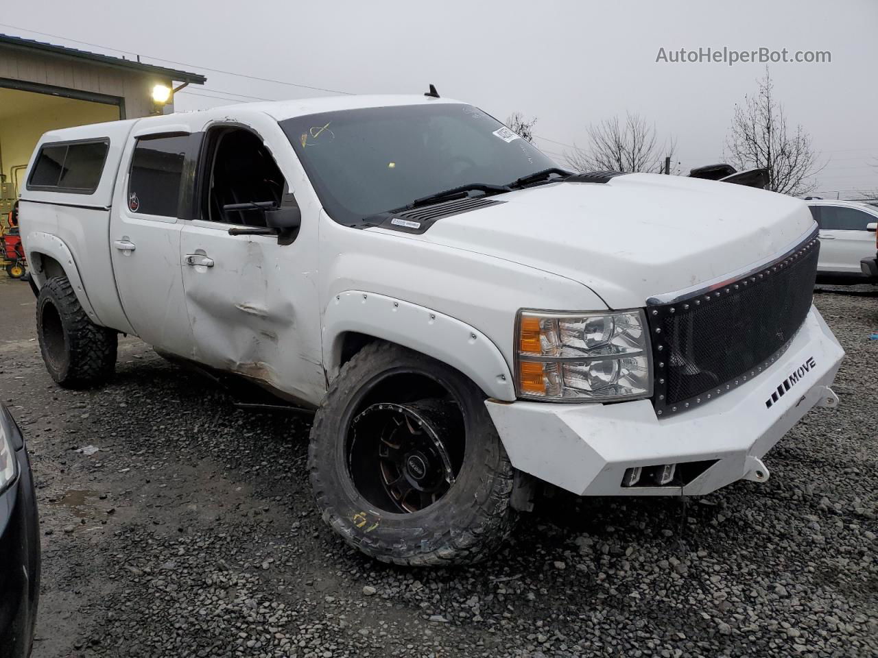 2008 Chevrolet Silverado K2500 Heavy Duty White vin: 1GCHK23688F146034