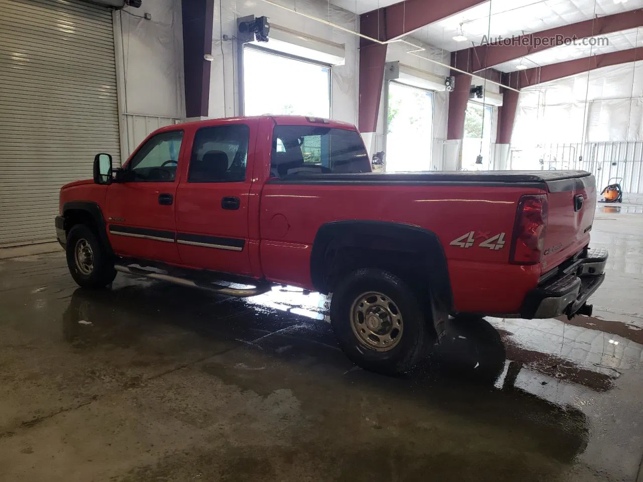 2003 Chevrolet Silverado K2500 Heavy Duty Red vin: 1GCHK23U13F103310