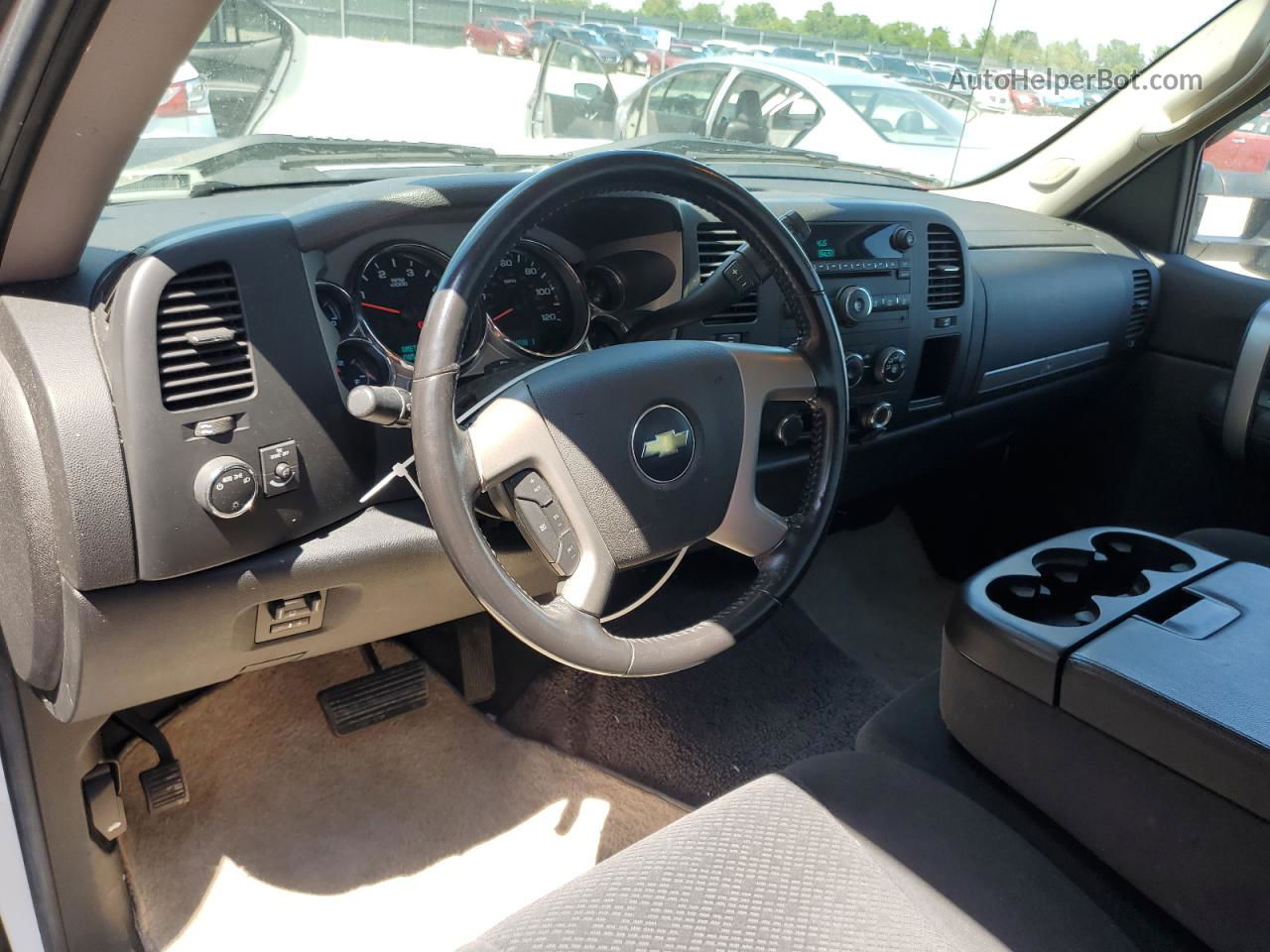 2008 Chevrolet Silverado K2500 Heavy Duty White vin: 1GCHK24638E165496