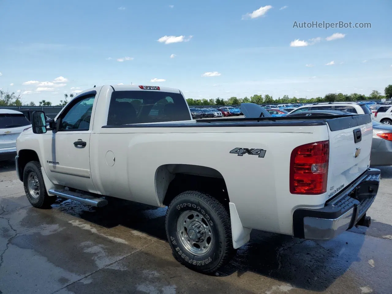 2008 Chevrolet Silverado K2500 Heavy Duty White vin: 1GCHK24638E165496