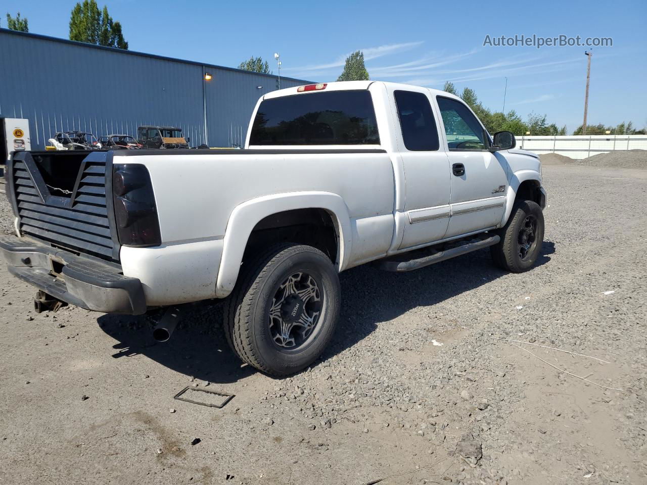 2003 Chevrolet Silverado K2500 Heavy Duty White vin: 1GCHK29113E270110