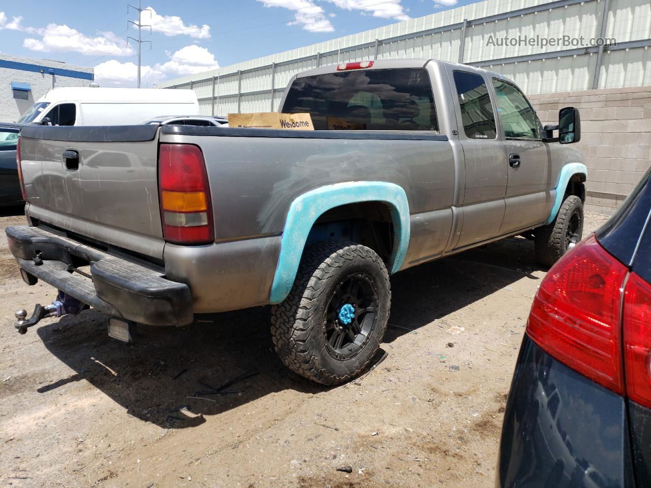 2001 Chevrolet Silverado K2500 Heavy Duty Gold vin: 1GCHK29191E296774