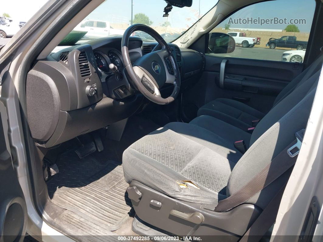 2008 Chevrolet Silverado 2500hd Lt W/1lt Silver vin: 1GCHK29K68E193878