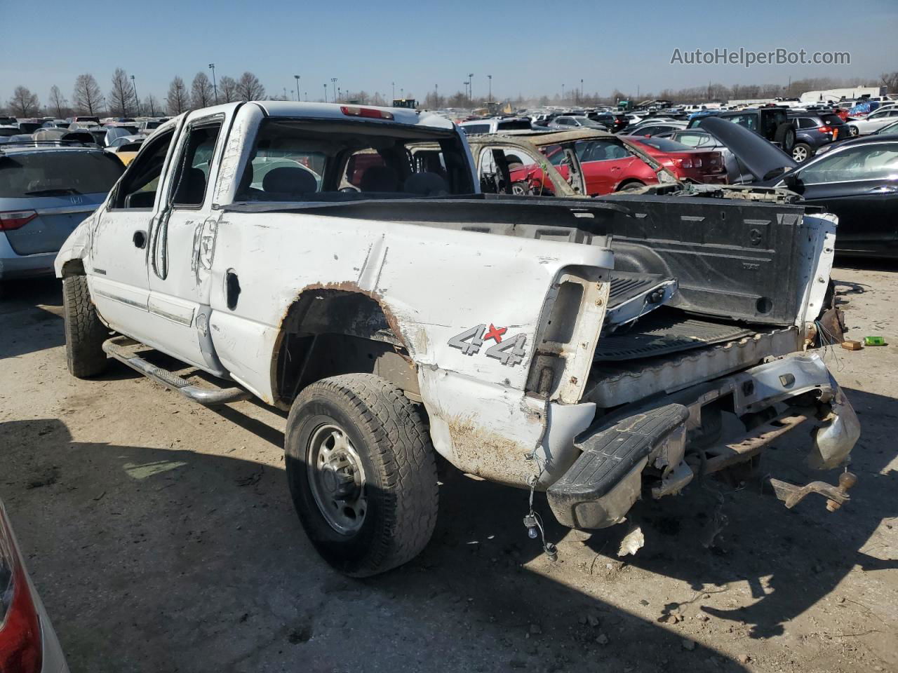 2003 Chevrolet Silverado K2500 Heavy Duty White vin: 1GCHK29U93E264467