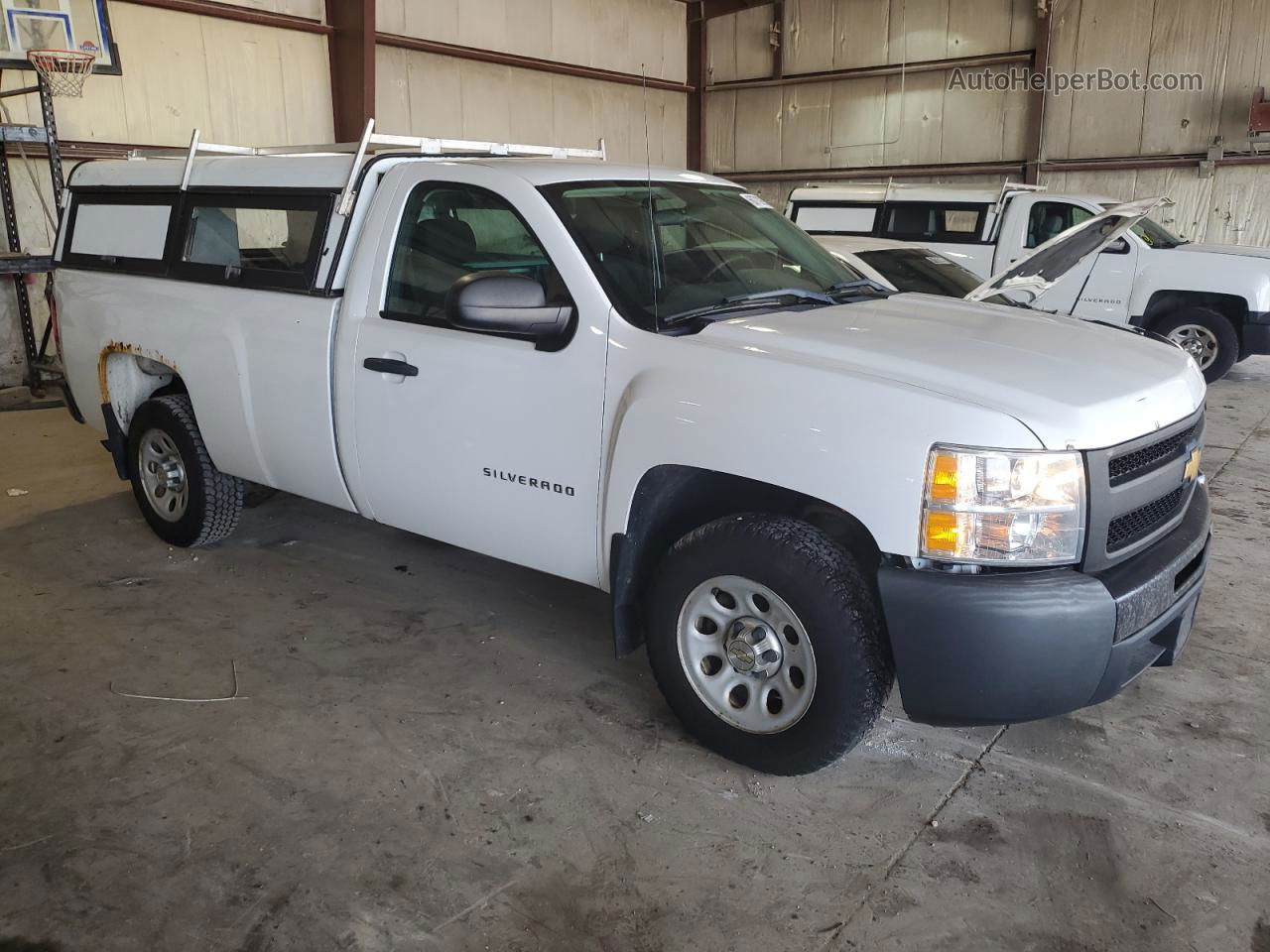 2013 Chevrolet Silverado C1500 Белый vin: 1GCNCPEX0DZ165995