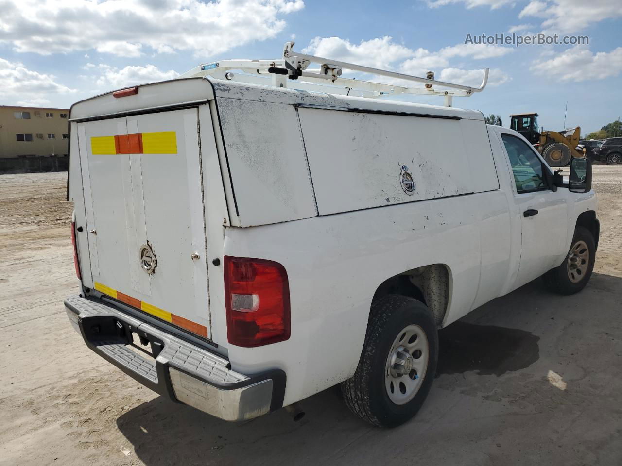 2013 Chevrolet Silverado C1500 White vin: 1GCNCPEX3DZ267209