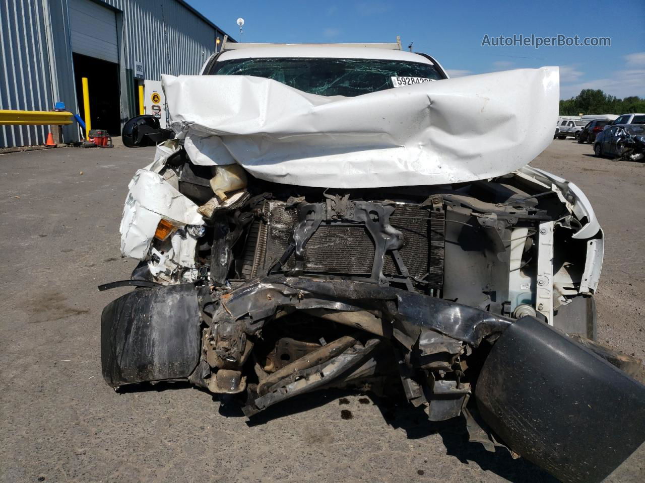 2013 Chevrolet Silverado C1500 White vin: 1GCNCPEX5DZ284027