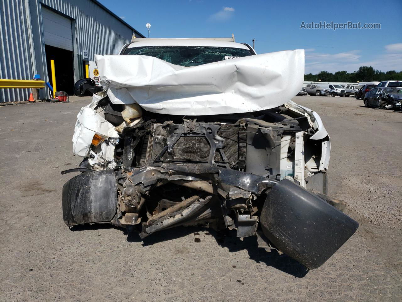 2013 Chevrolet Silverado C1500 Белый vin: 1GCNCPEX5DZ284027