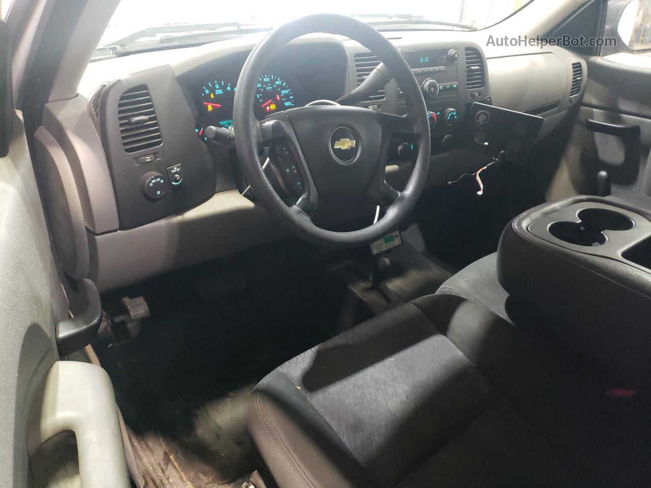 2012 Chevrolet Silverado K1500 Белый vin: 1GCNKPEA2CZ189535