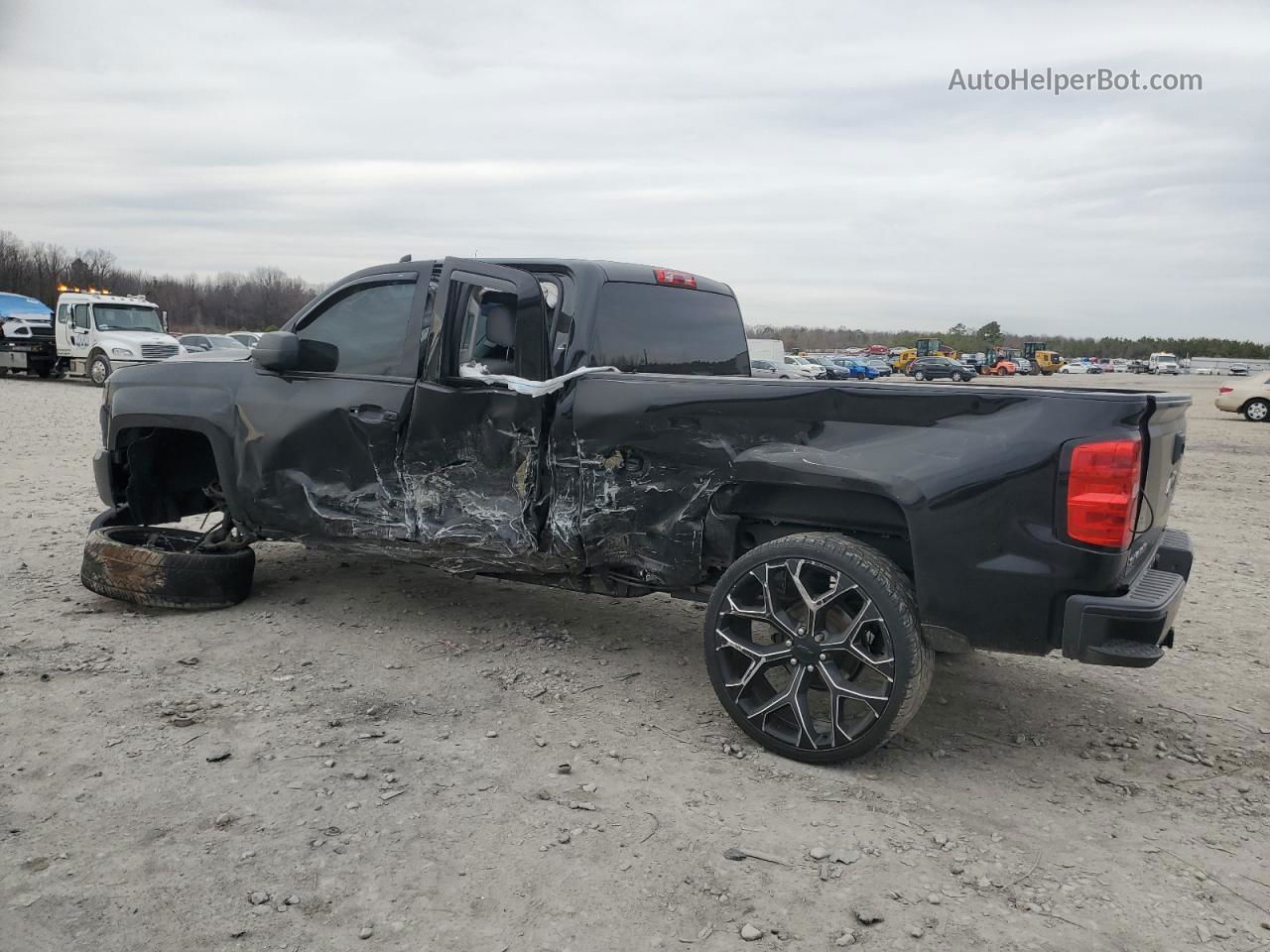 2016 Chevrolet Silverado C1500 Черный vin: 1GCRCNEC9GZ317876