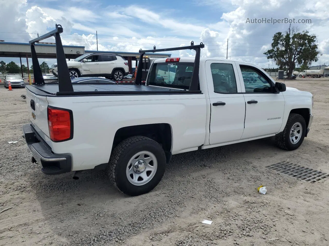 2016 Chevrolet Silverado C1500 White vin: 1GCRCNEH4GZ160012