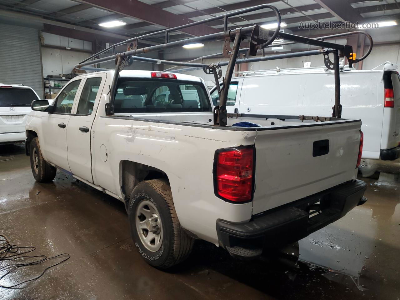 2016 Chevrolet Silverado C1500 White vin: 1GCRCNEH4GZ286693