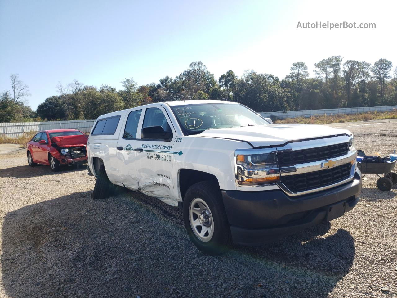 2018 Chevrolet Silverado C1500 Белый vin: 1GCRCNEH8JZ209199