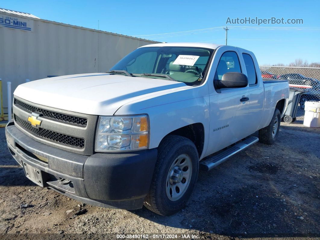 2013 Chevrolet Silverado 1500 Work Truck White vin: 1GCRCPE00DZ115683