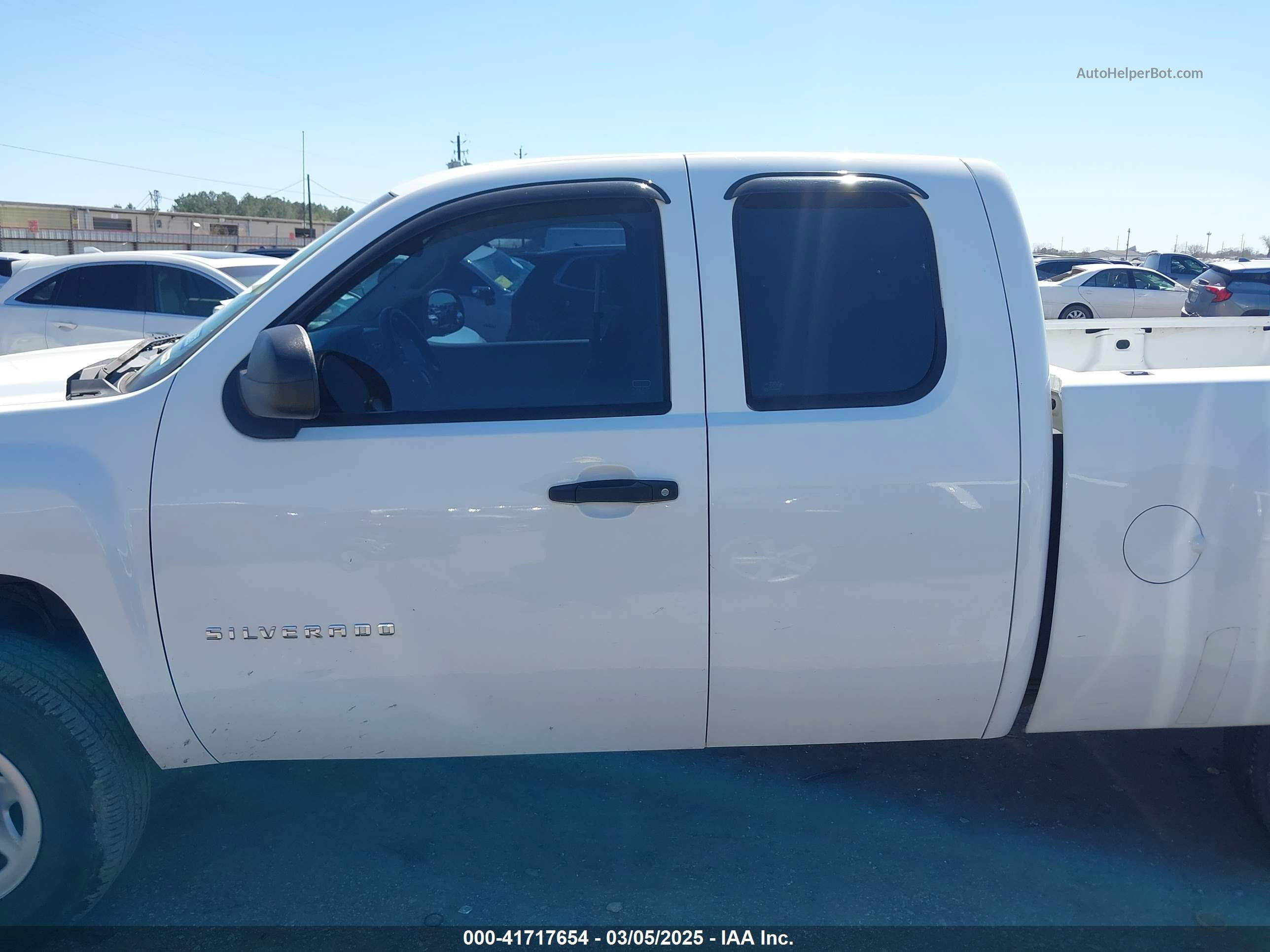 2012 Chevrolet Silverado 1500 Work Truck White vin: 1GCRCPEA3CZ319207