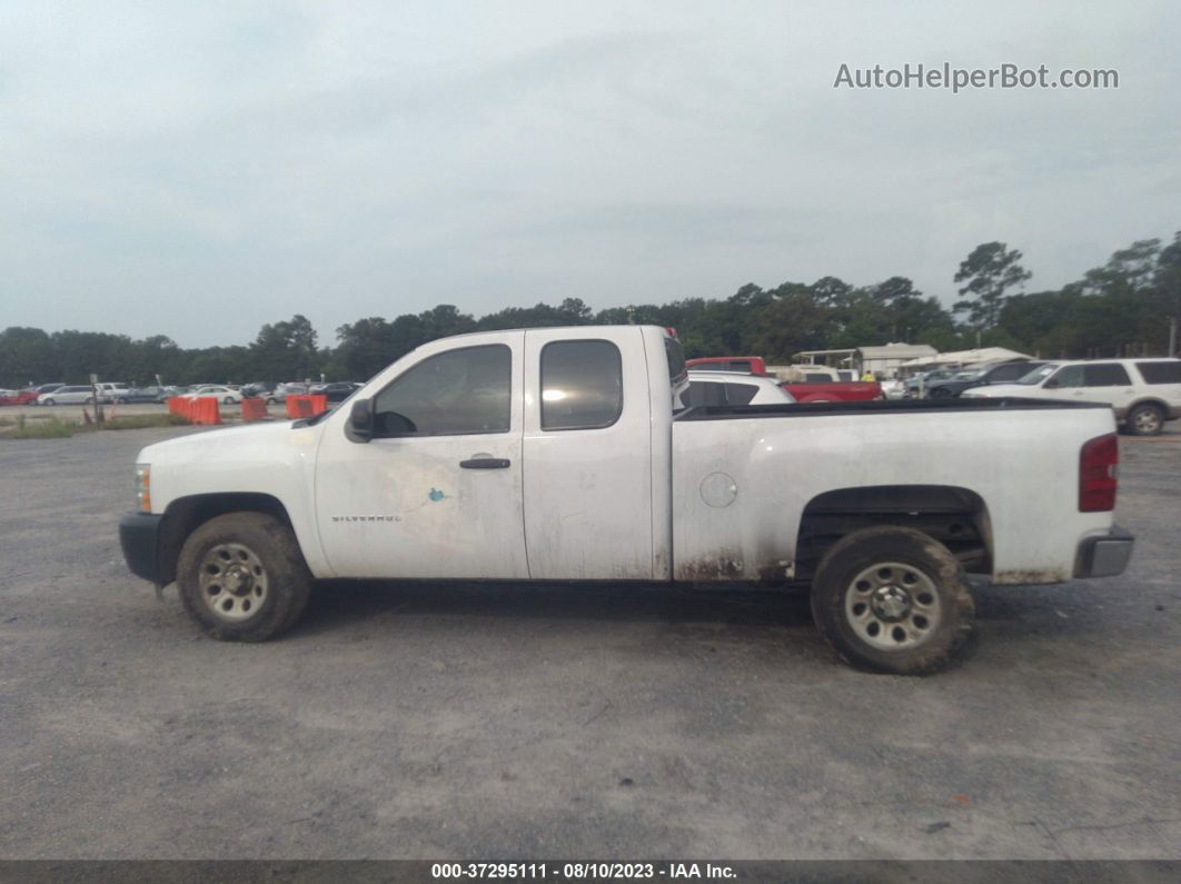 2013 Chevrolet Silverado 1500 Work Truck White vin: 1GCRCPEA7DZ335783