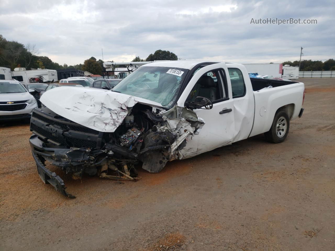 2013 Chevrolet Silverado C1500 White vin: 1GCRCPEA9DZ181271