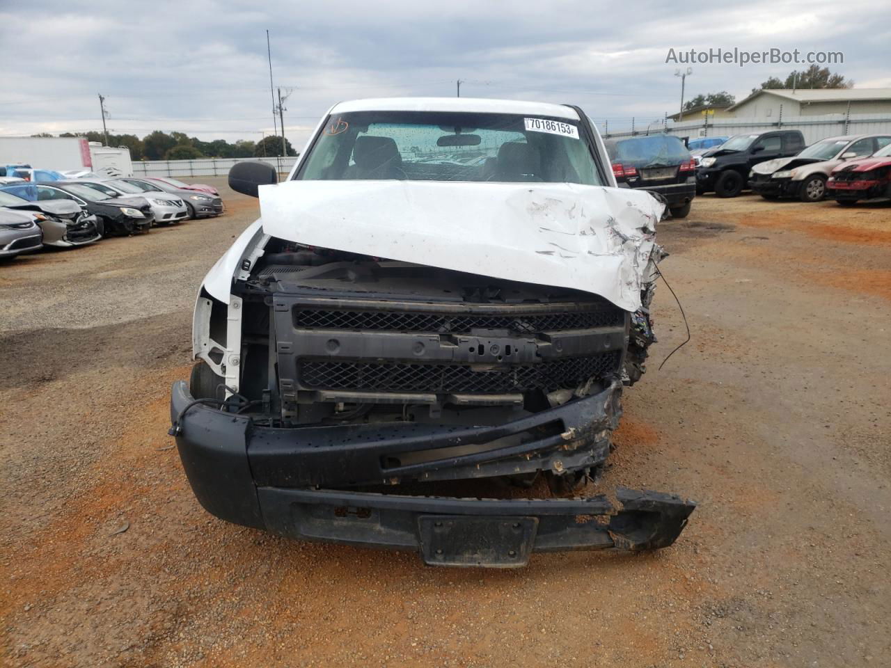 2013 Chevrolet Silverado C1500 White vin: 1GCRCPEA9DZ181271