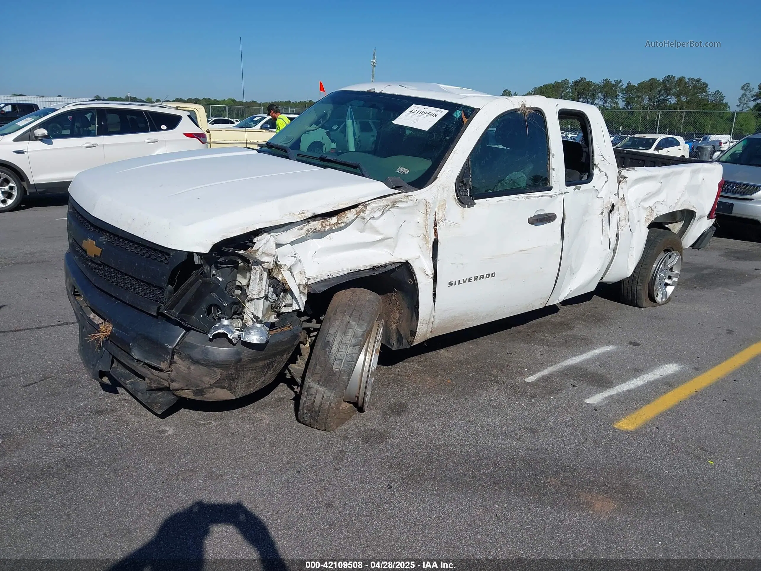 2012 Chevrolet Silverado 1500 Work Truck White vin: 1GCRCPEAXCZ102687