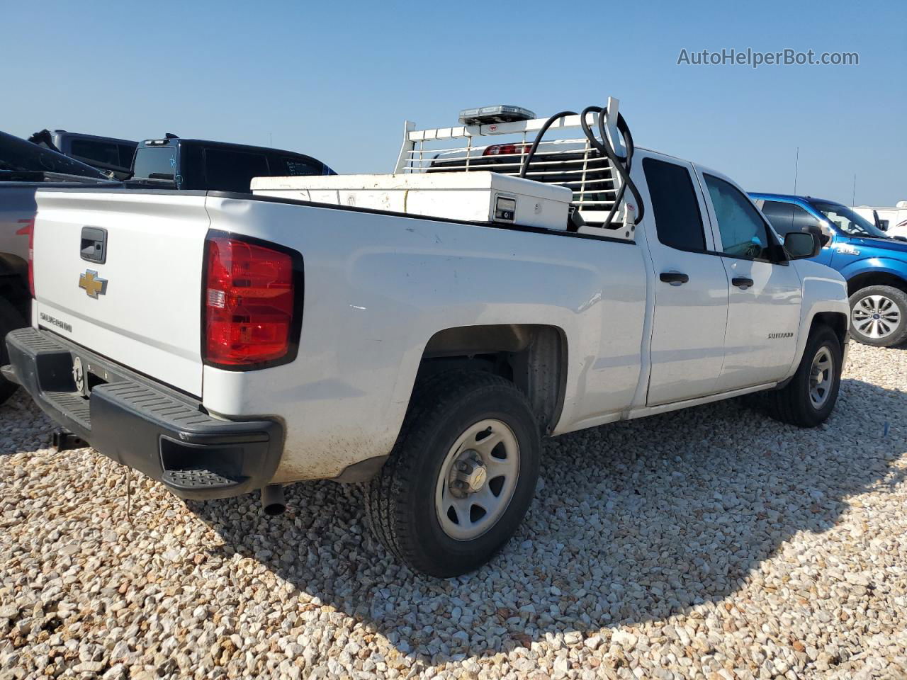 2015 Chevrolet Silverado C1500 White vin: 1GCRCPEHXFZ197432