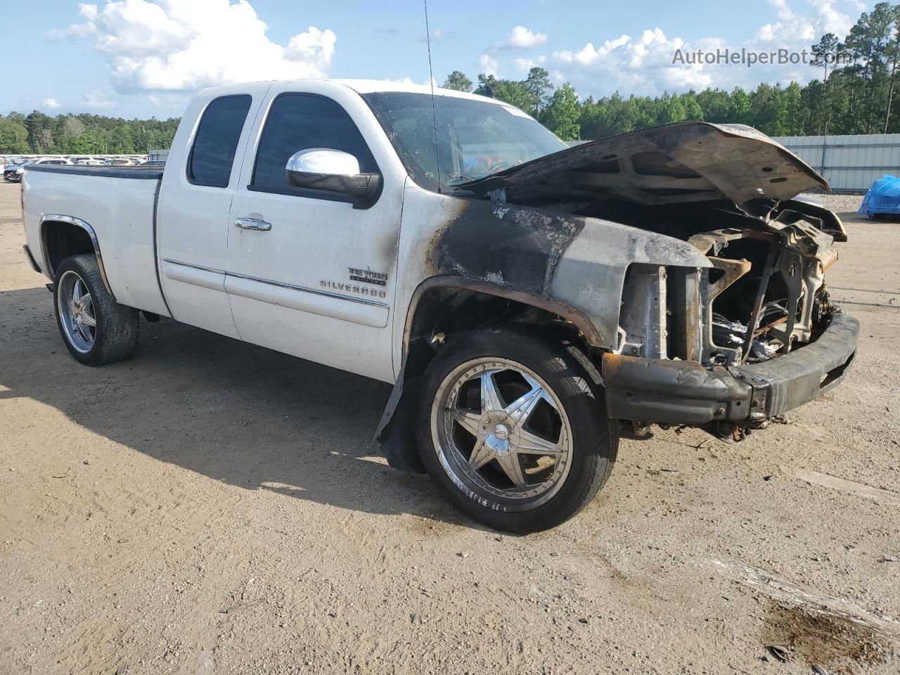 2012 Chevrolet Silverado C1500 Lt White vin: 1GCRCSE09CZ355624