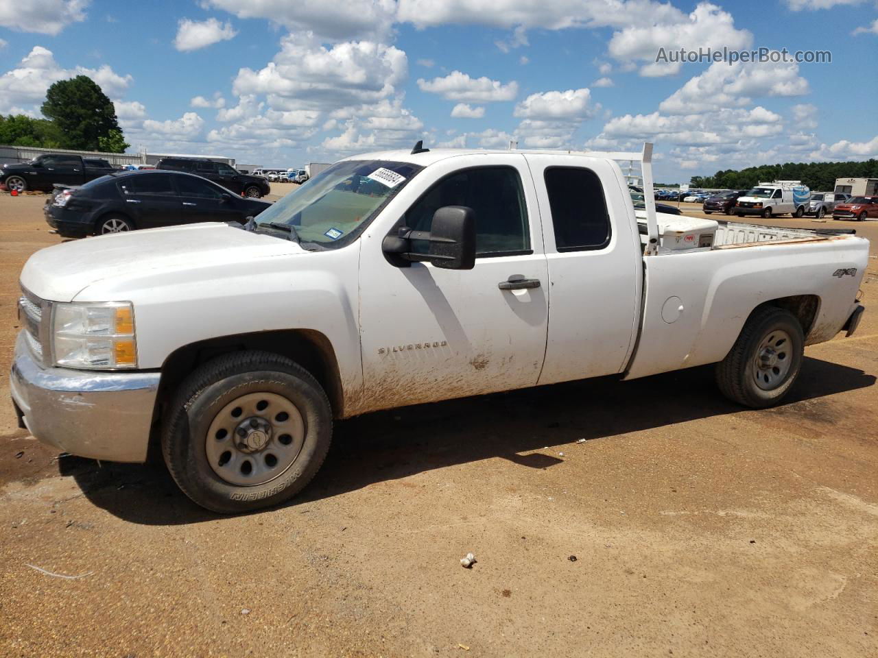 2012 Chevrolet Silverado K1500 White vin: 1GCRKPE05CZ117124