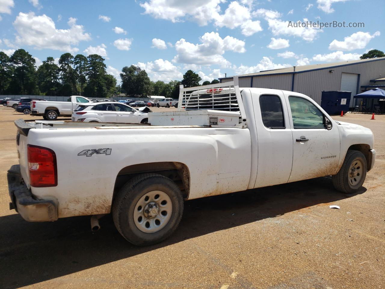 2012 Chevrolet Silverado K1500 White vin: 1GCRKPE05CZ117124