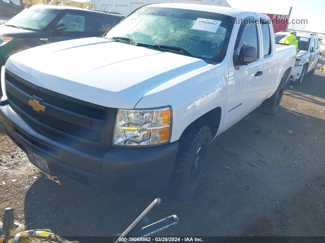 2013 Chevrolet Silverado 1500 Work Truck White vin: 1GCRKPEA1DZ176794