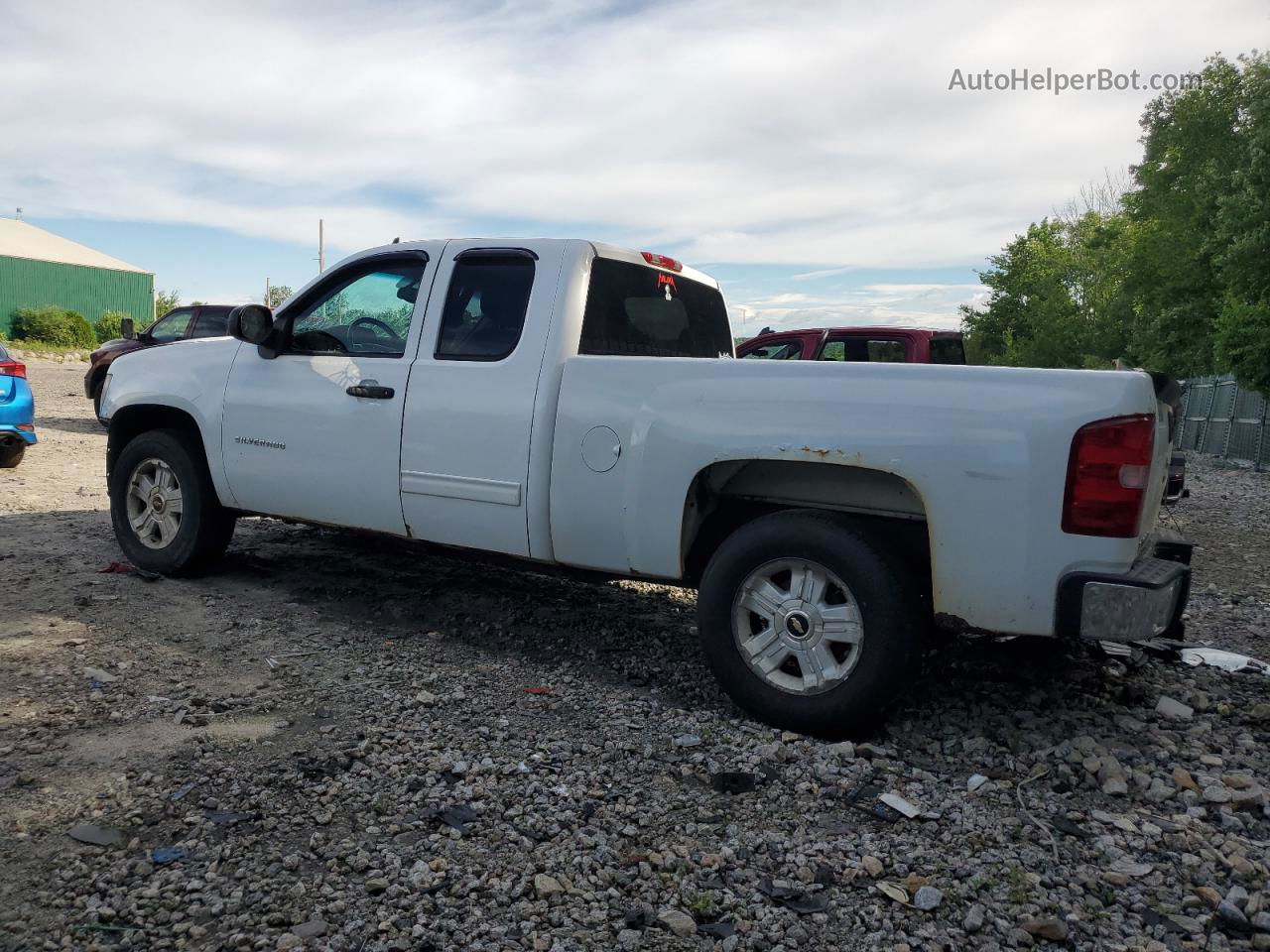 2013 Chevrolet Silverado K1500 Lt White vin: 1GCRKSE71DZ307133