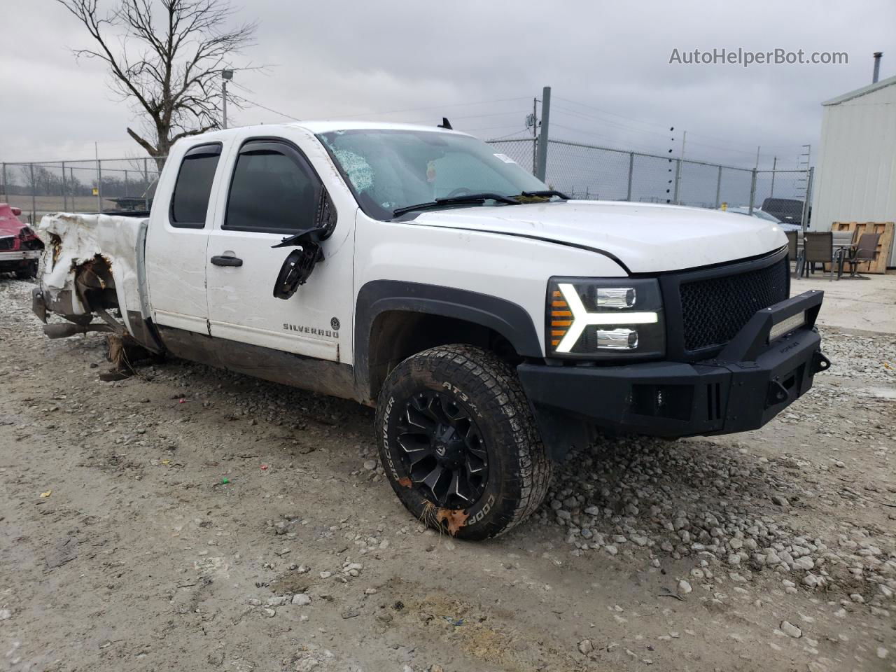 2013 Chevrolet Silverado K1500 Lt White vin: 1GCRKSE72DZ192803