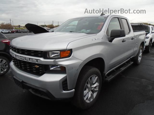 2019 Chevrolet Silverado 1500 Custom Silver vin: 1GCRYBEFXKZ260848