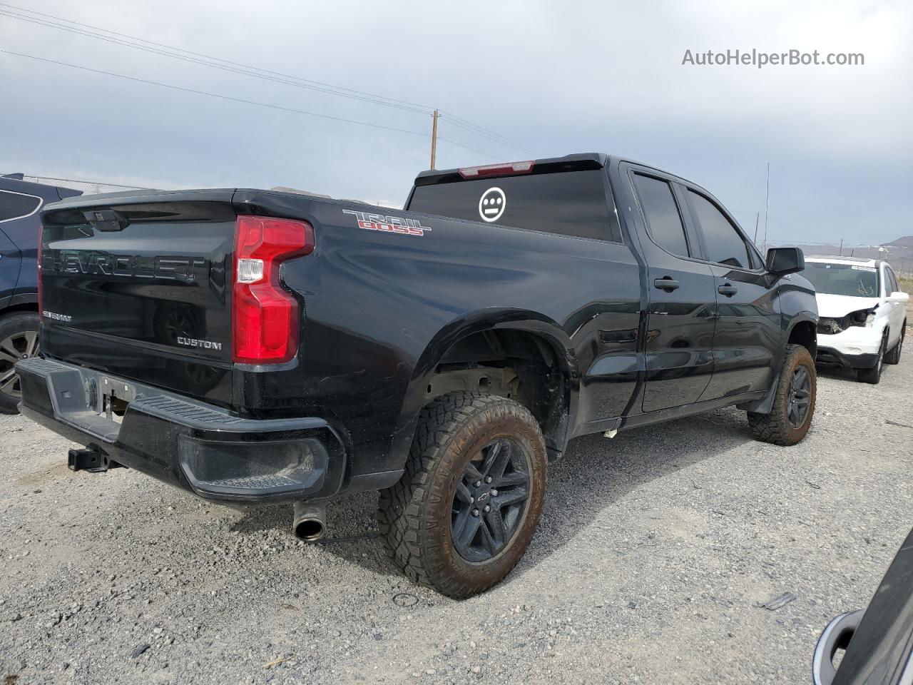 2019 Chevrolet Silverado K1500 Trail Boss Custom Черный vin: 1GCRYCEH8KZ300075