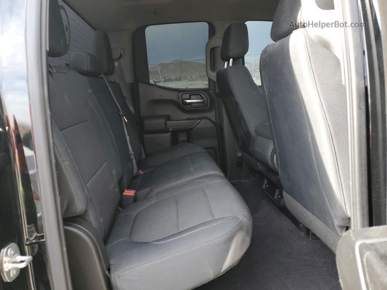 2019 Chevrolet Silverado K1500 Trail Boss Custom Черный vin: 1GCRYCEH8KZ300075