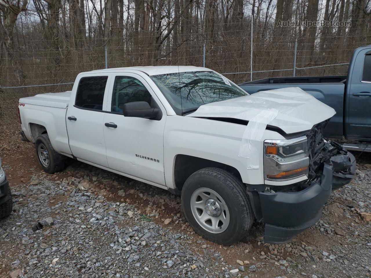 2018 Chevrolet Silverado K1500 White vin: 1GCUKNEC2JF101986