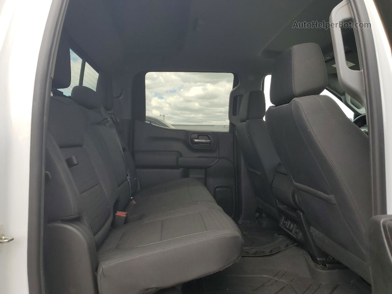 2019 Chevrolet Silverado K1500 Lt White vin: 1GCUYDEDXKZ110467