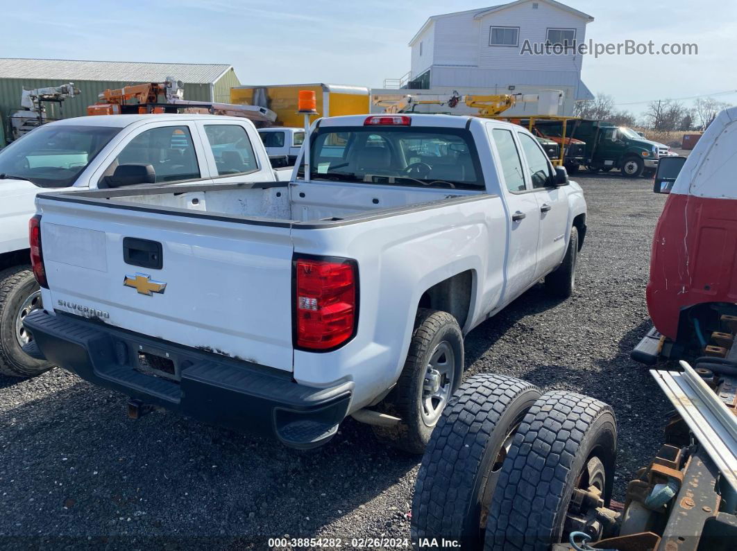 2018 Chevrolet Silverado   White vin: 1GCVKNEC6JZ273196