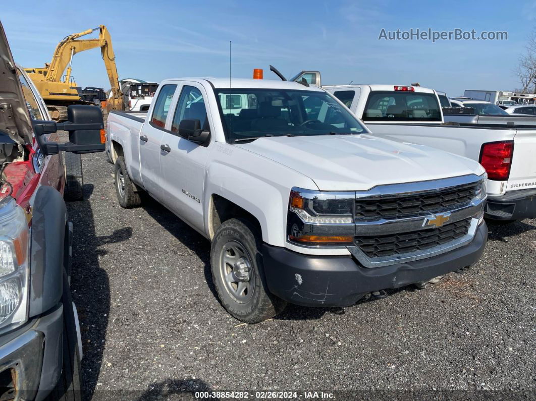 2018 Chevrolet Silverado   White vin: 1GCVKNEC6JZ273196