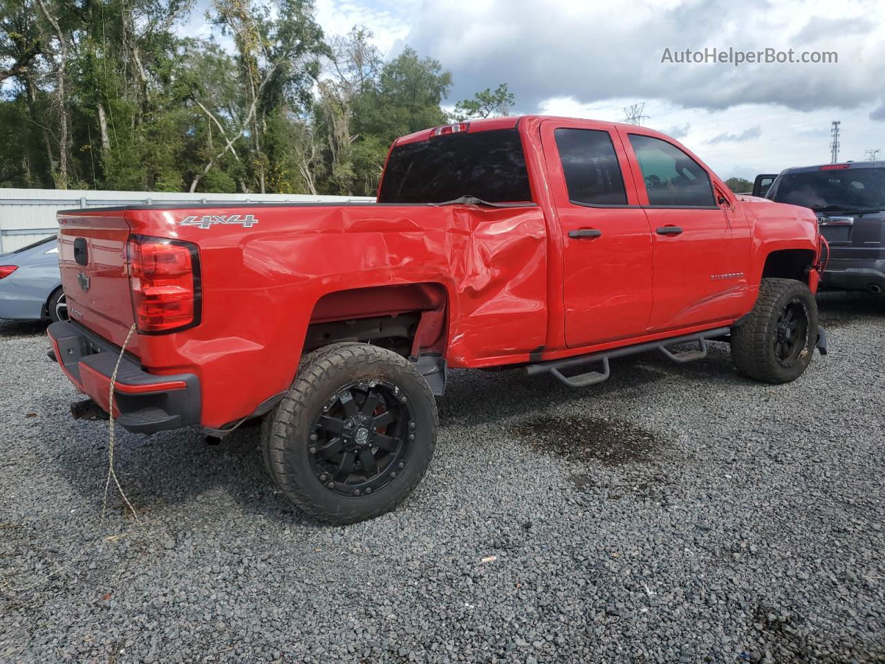 2018 Chevrolet Silverado K1500 Custom Красный vin: 1GCVKPEC9JZ115821