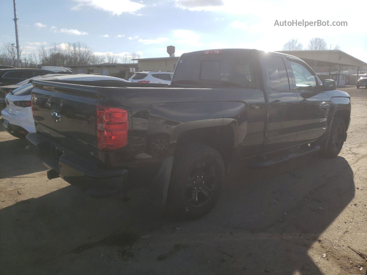 2016 Chevrolet Silverado K1500 Lt Black vin: 1GCVKREC1GZ247203