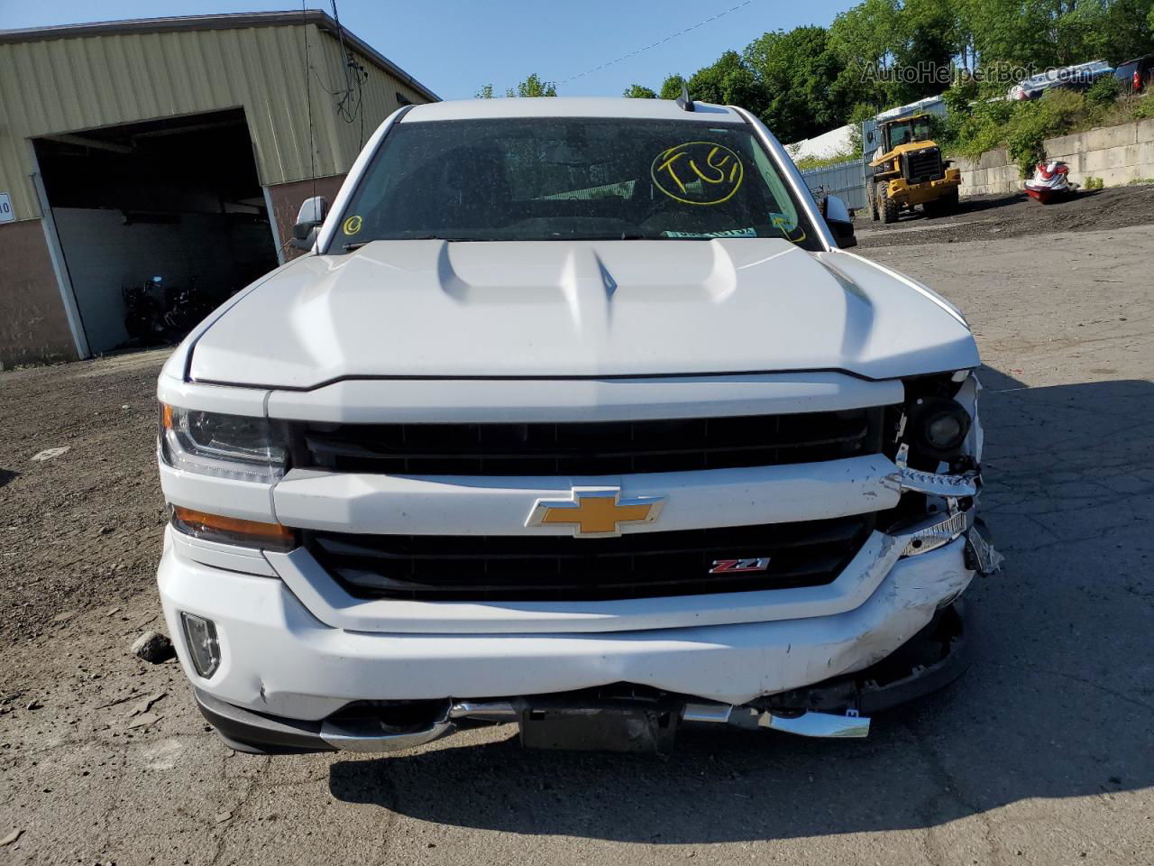 2018 Chevrolet Silverado K1500 Lt White vin: 1GCVKREC2JZ108625