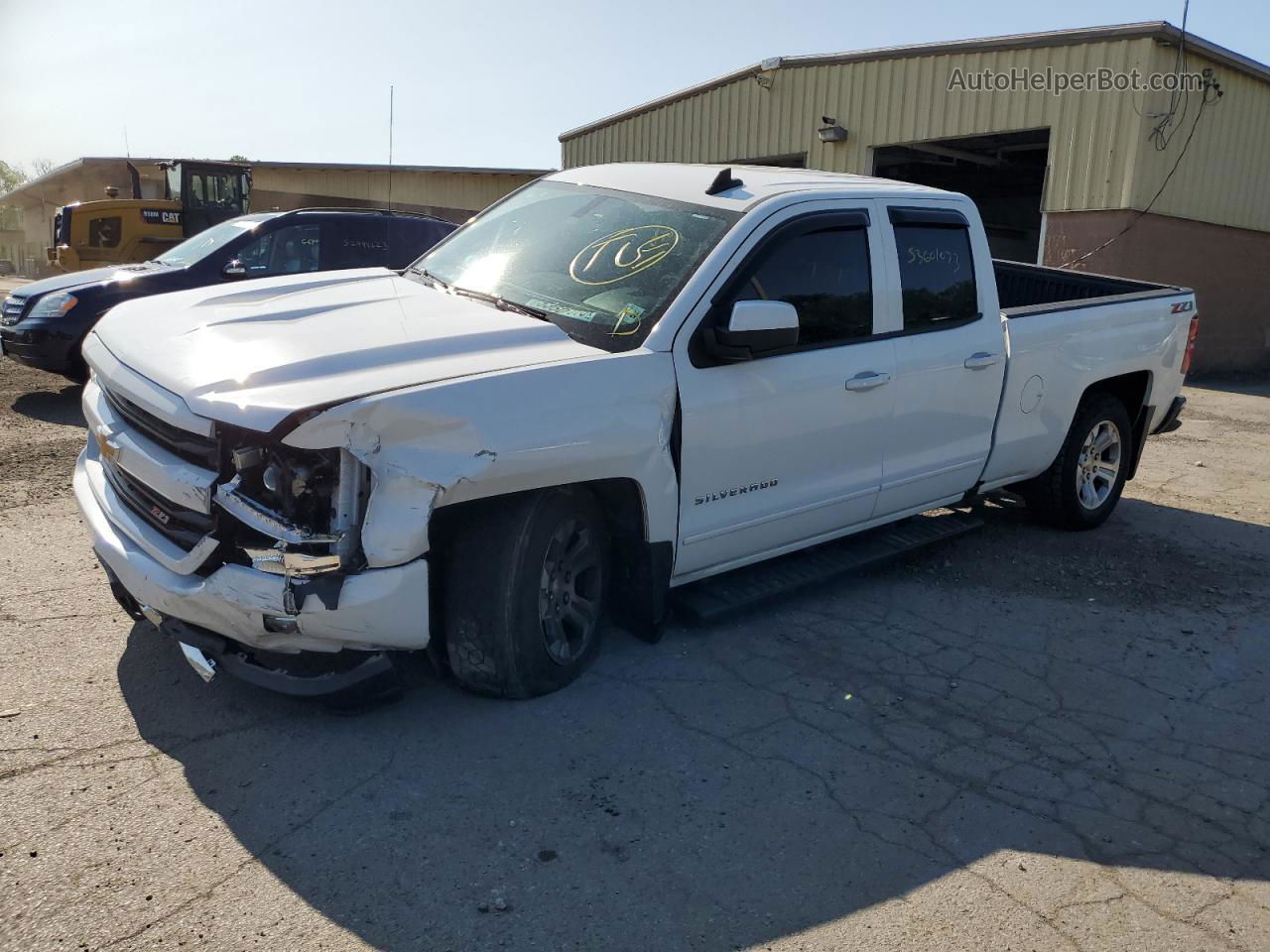 2018 Chevrolet Silverado K1500 Lt White vin: 1GCVKREC2JZ108625