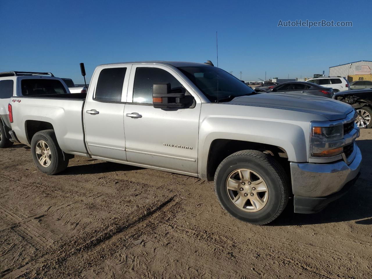 2018 Chevrolet Silverado K1500 Lt Silver vin: 1GCVKREC3JZ251891