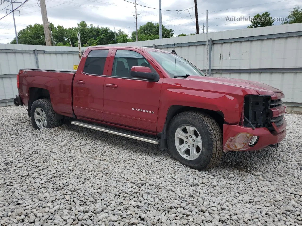 2018 Chevrolet Silverado K1500 Lt Red vin: 1GCVKRECXJZ248468