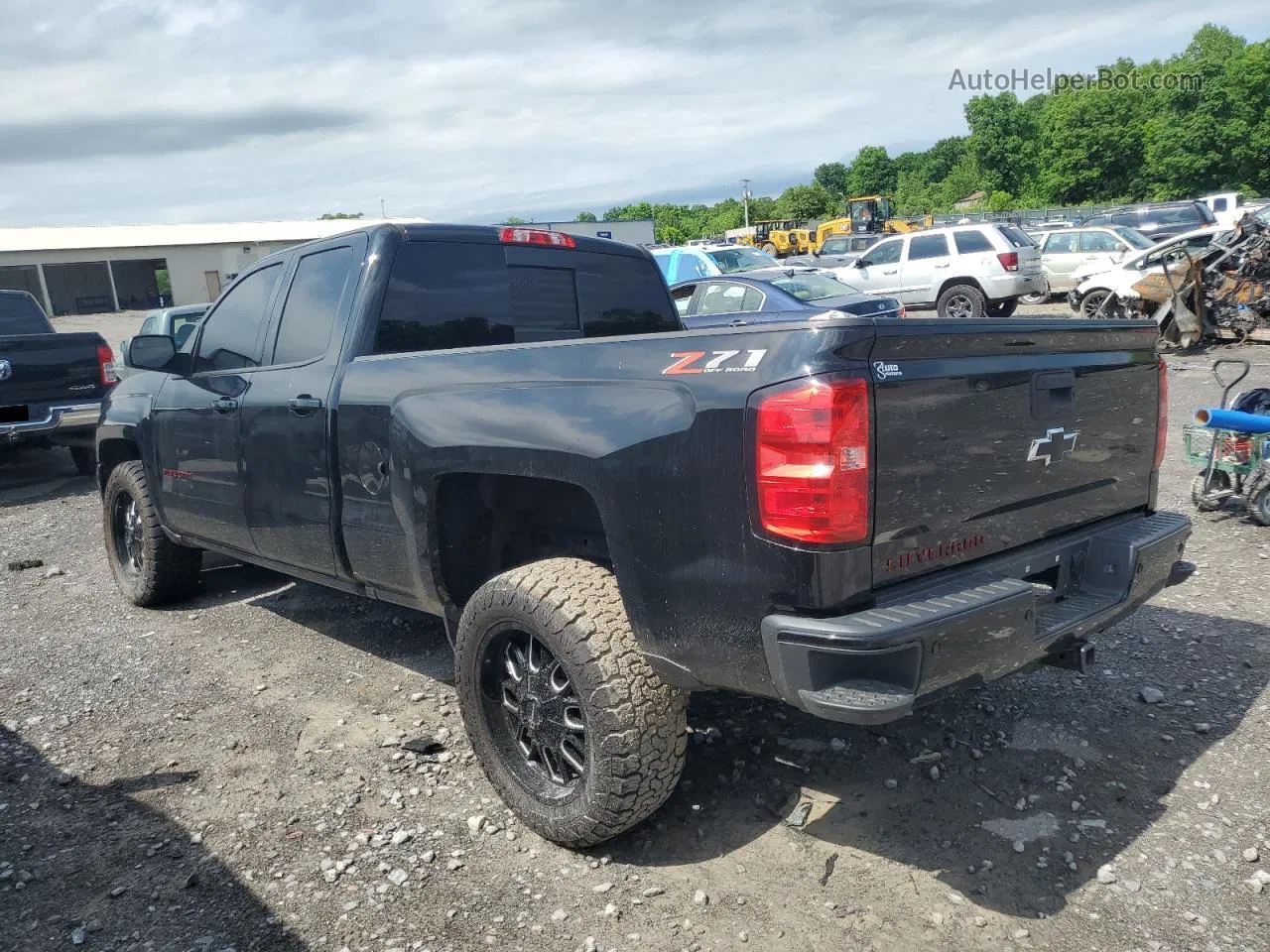 2018 Chevrolet Silverado K1500 Lt Black vin: 1GCVKREH0JZ379341