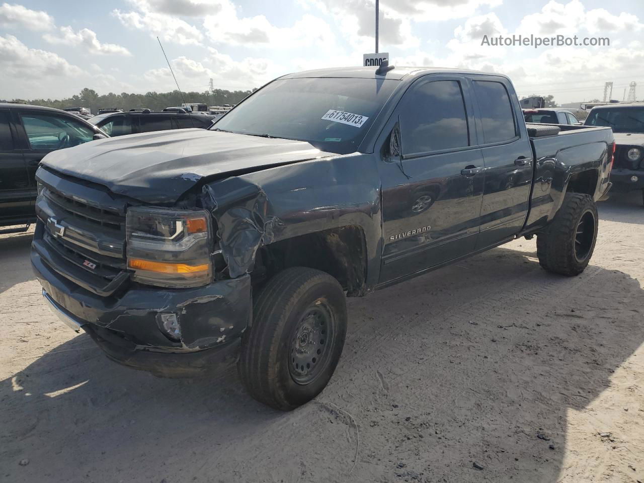 2018 Chevrolet Silverado K1500 Lt Угольный vin: 1GCVKREH6JZ240198